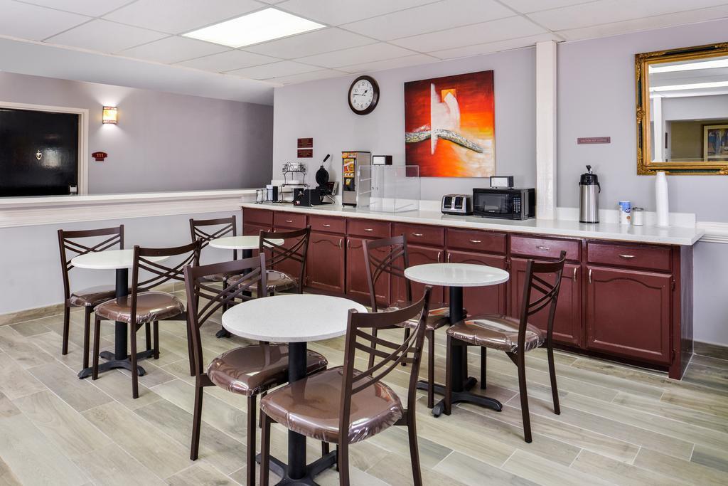 Express Inn Weslaco/Mercedes Ngoại thất bức ảnh